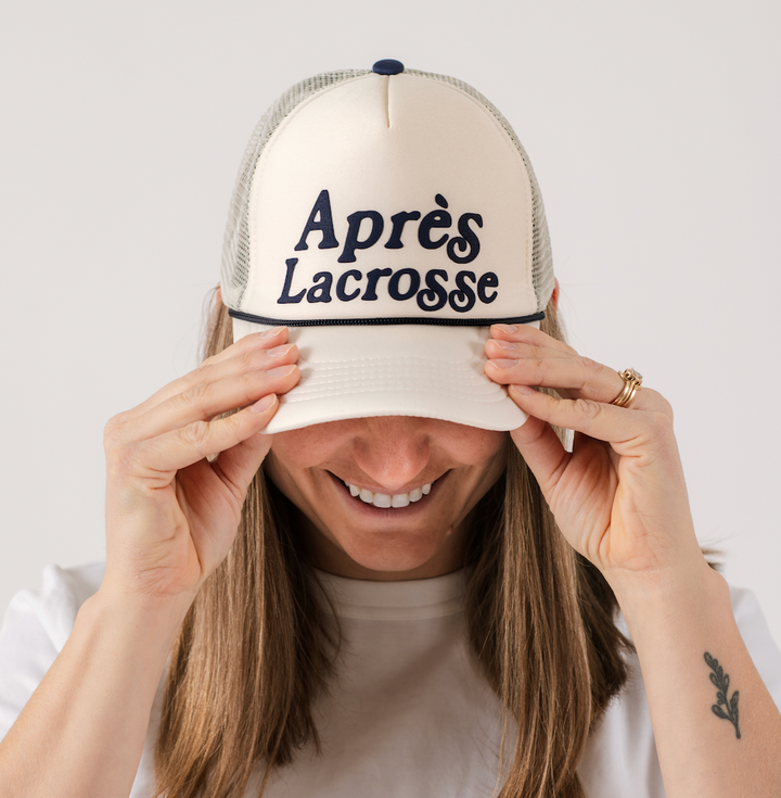 Après Lacrosse White & Dark Navy Foam Trucker Cap